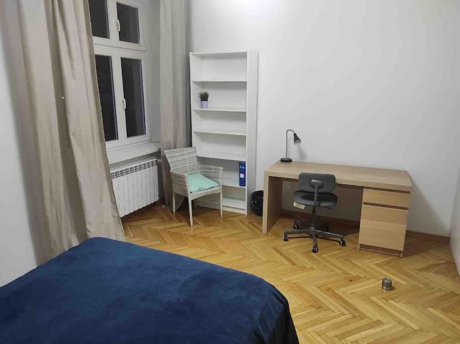 Apartment Centrally Located For 9 Guests Garbarska *