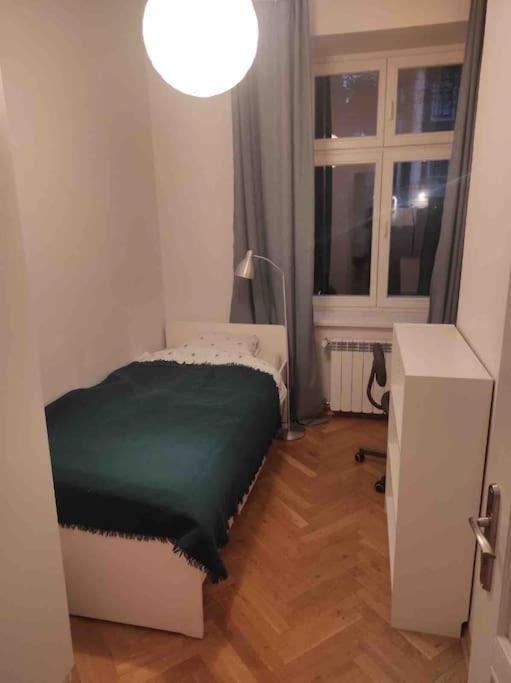 Centrally Located For 9 Guests Garbarska Apartment *